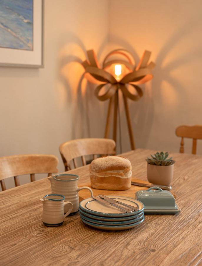 ボドミン Trevidgeowe Farmhouse Bed & Breakfast エクステリア 写真